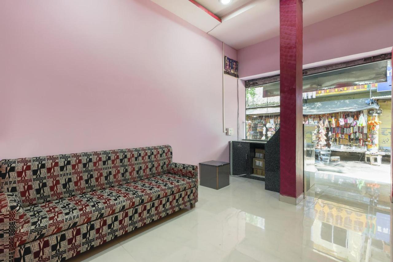 Oyo 45752 Hotel Sb Palace Godarpura Luaran gambar
